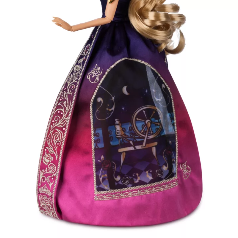 Aurora Ultimate Princess Celebration Limited Edition Doll - Image 4