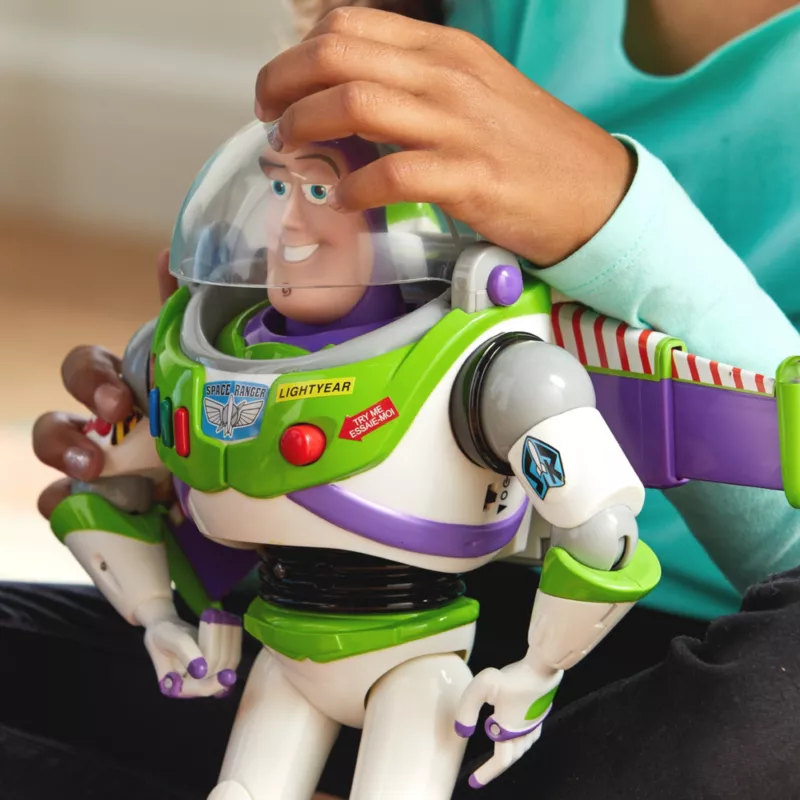 Buzz Lightyear Interactive Talking Action Figure - Image 4