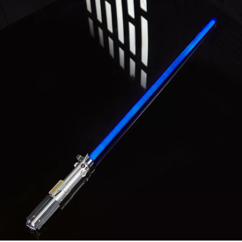 Skywalker Legacy LIGHTSABER Collectible Set, Star Wars - Image 2