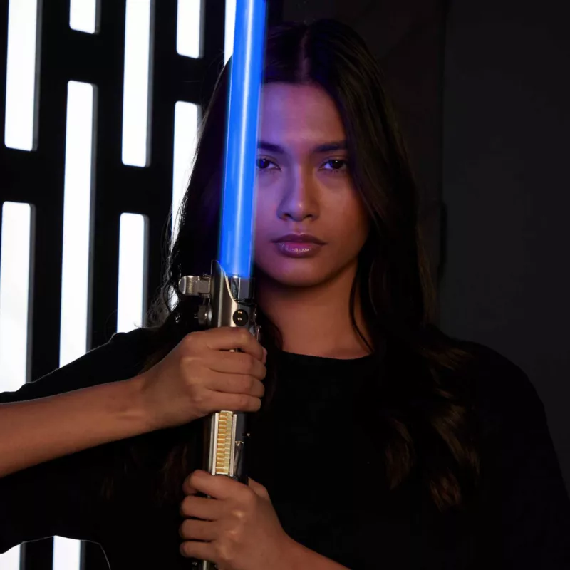 Skywalker Legacy LIGHTSABER Collectible Set, Star Wars - Image 3