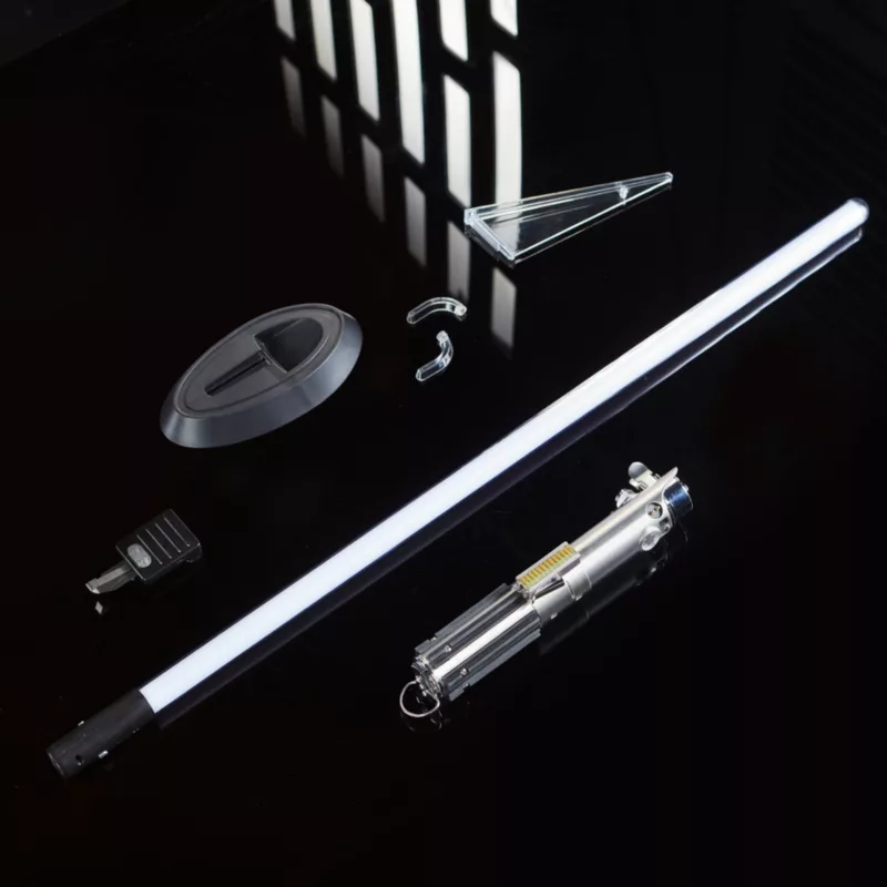 Skywalker Legacy LIGHTSABER Collectible Set, Star Wars - Image 5
